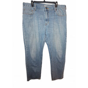 DKNY Brooklyn Jeans Mens Light Wash Blue Denim Size 38x32 Casual Button Zipper